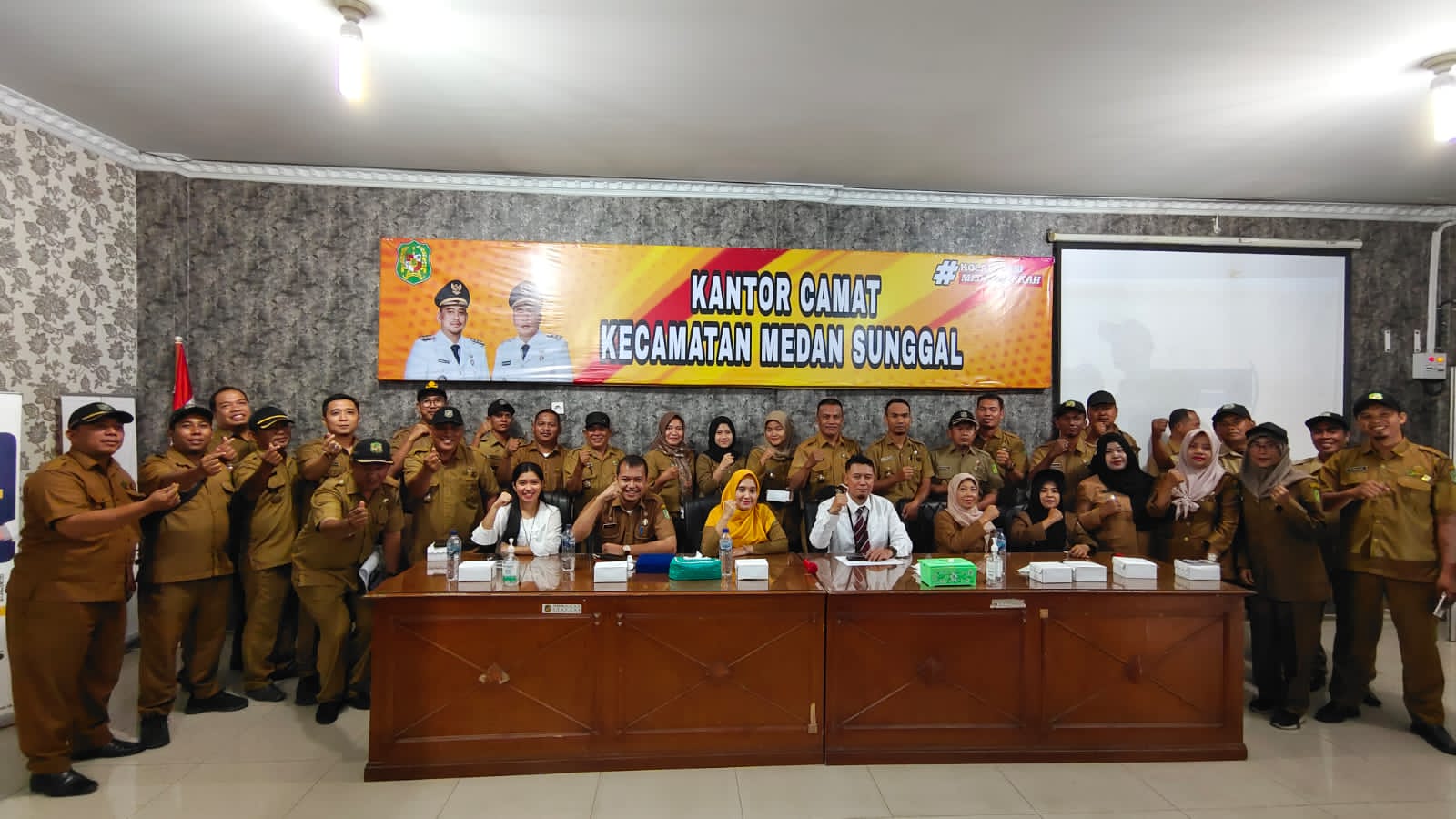 Sosialisasi Pelaporan SPT Tahunan Tahun 2022 di Aula Kantor Camat (13/03)